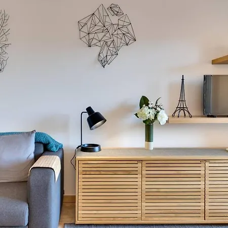 Sea Spray 2 Bed, Monaco View, Beach * Beausoleil