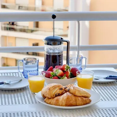 Sea Spray 2 Bed, Monaco View, Beach * Beausoleil