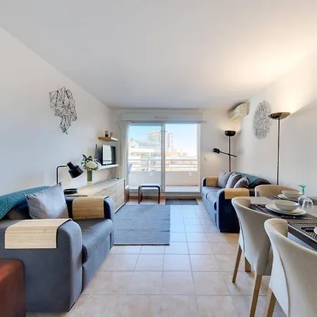 Sea Spray 2 Bed, Monaco View, Beach Beausoleil